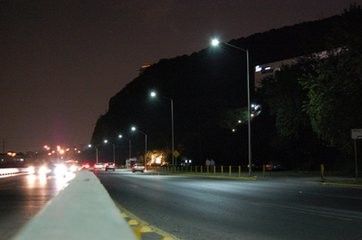 China Luzes de rua 120W exteriores industriais para a segurança exterior 579x325mm da estrada fornecedor